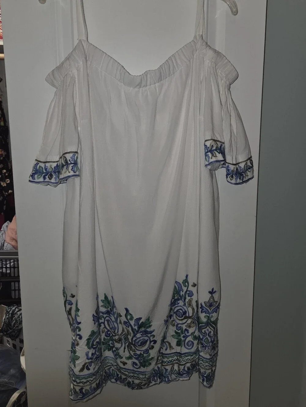 Sandra Darren Plus Size Off the Shoulder White Summer Embroidered Boho Dress